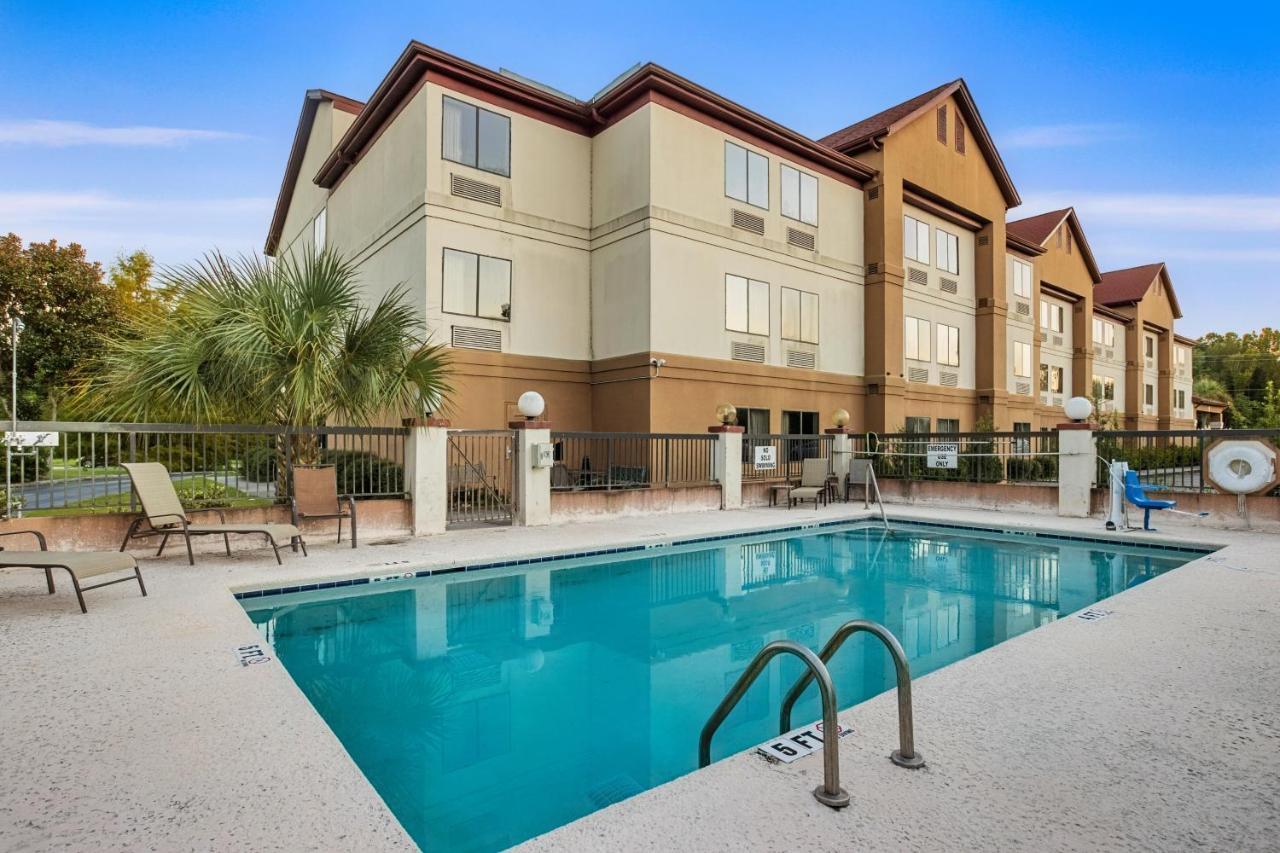 Clarion Pointe Savannah Gateway I-95 Buitenkant foto