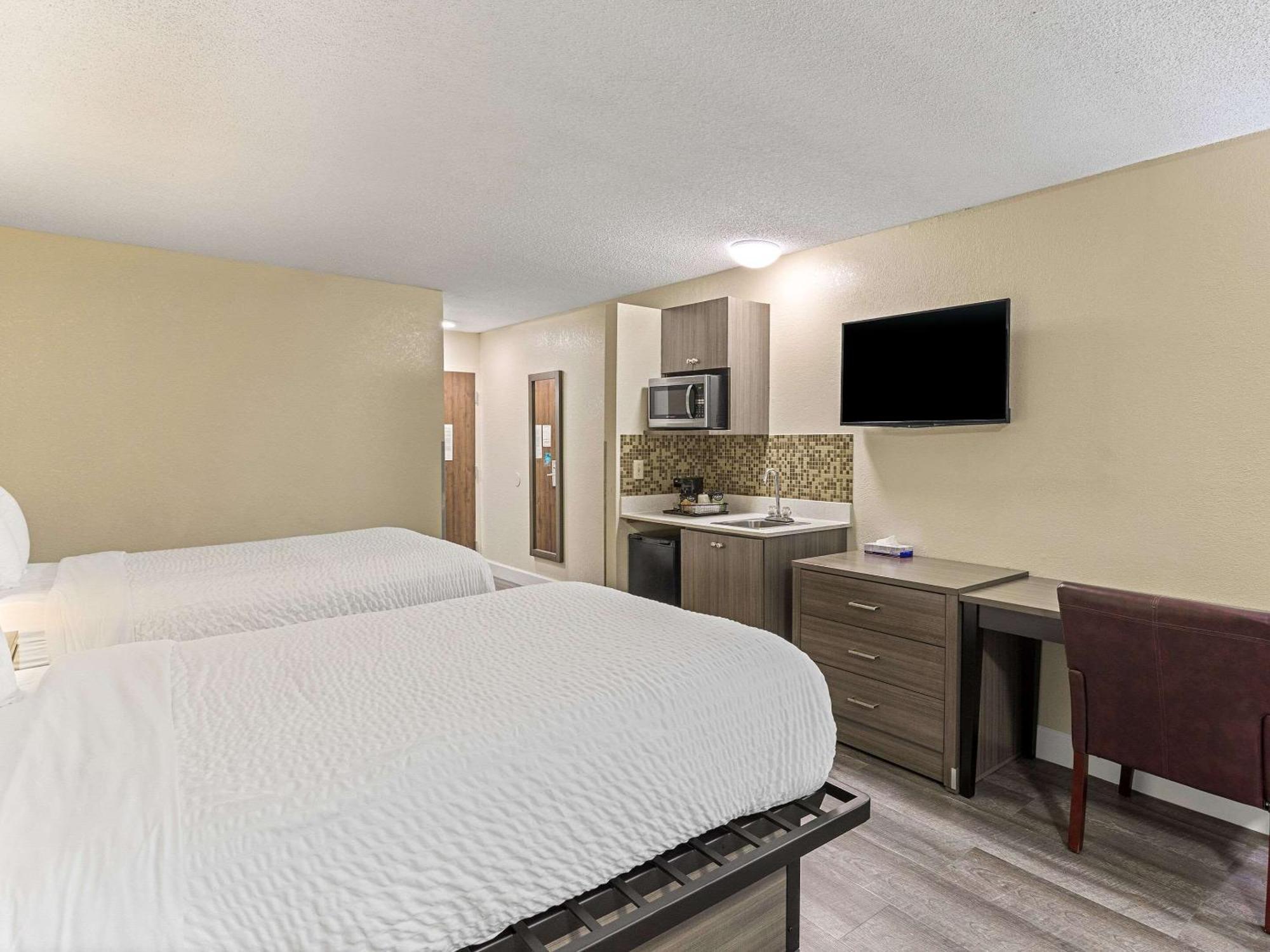 Clarion Pointe Savannah Gateway I-95 Buitenkant foto